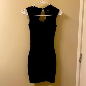 Black backless Windsor bodycon dress